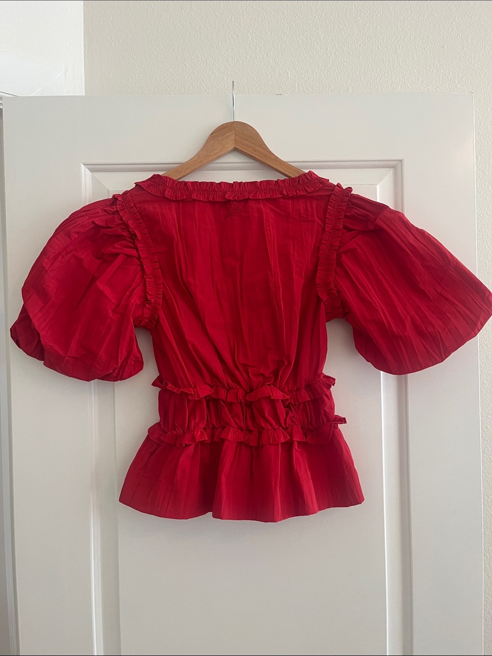Damson Madder Everly Red Ruffle Puff-Sleeve Blouse Removable Sleeves Maximalist - Picture 3 of 6